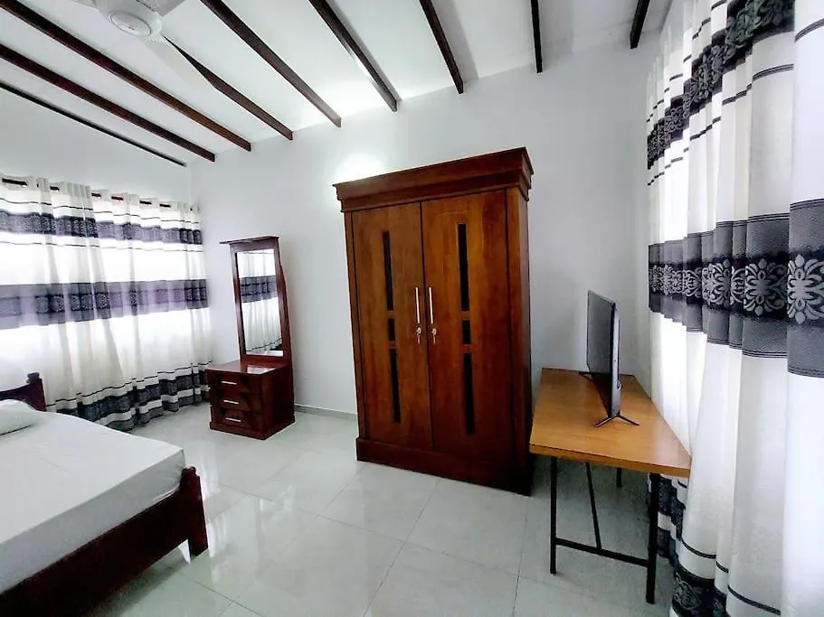 Comfortable Stay In Colombo Rajagiriya Sri Lanka