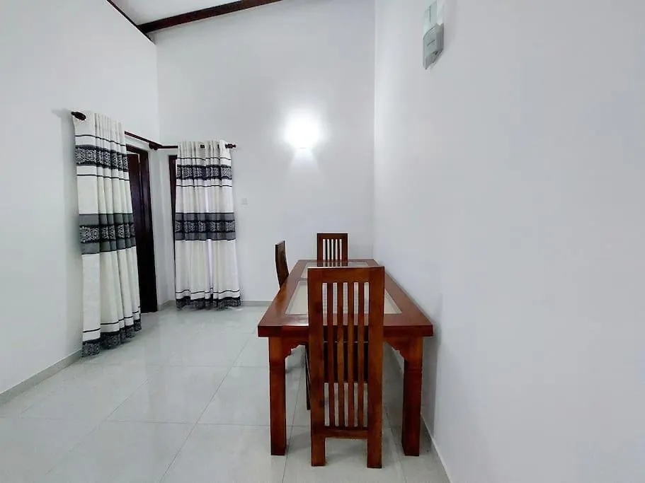 Comfortable Stay In Colombo Rajagiriya Apartment