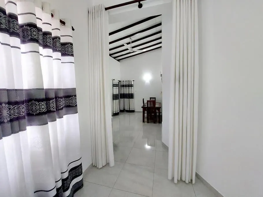 Comfortable Stay In Colombo Rajagiriya Apartment